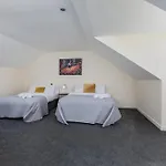 Nyaraló Spacious Luxurious Serviced 6