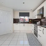 Spacious Luxurious Serviced 6 Barrow-in-Furness