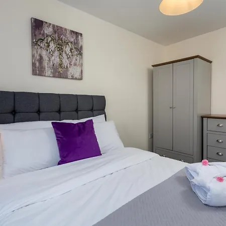 Semesterbostad Spacious Luxurious Serviced 6 *