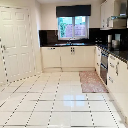Spacious Luxurious Serviced 6 Holiday home Barrow-in-Furness