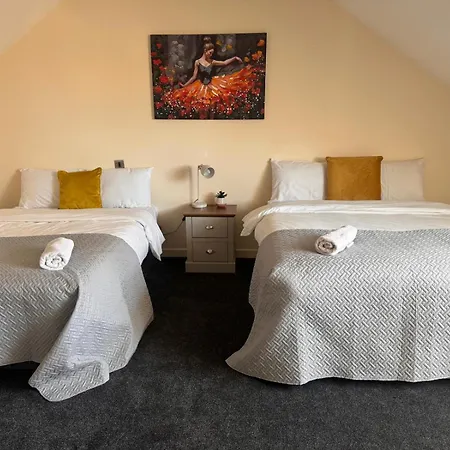 Vakantiehuis Spacious Luxurious Serviced 6 Barrow-in-Furness
