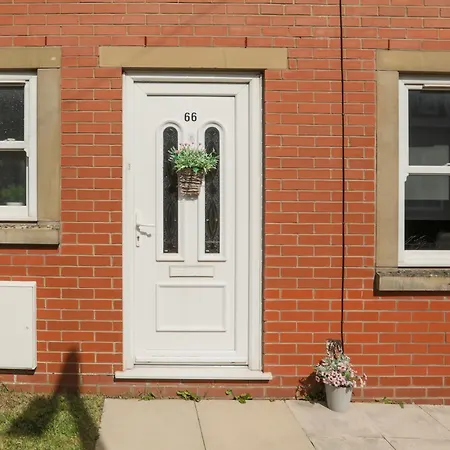 Spacious Luxurious Serviced 6 Casa de Férias